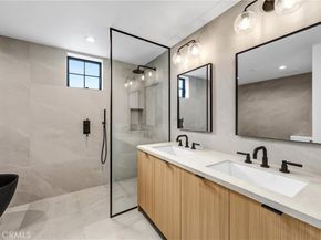 10352 Riverside Drive 203A, Toluca Lake CA 91602