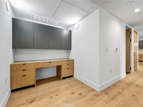 10352 Riverside Drive 203A, Toluca Lake CA 91602