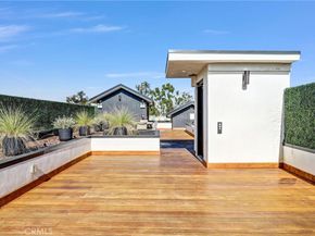 10352 Riverside Drive 203A, Toluca Lake CA 91602