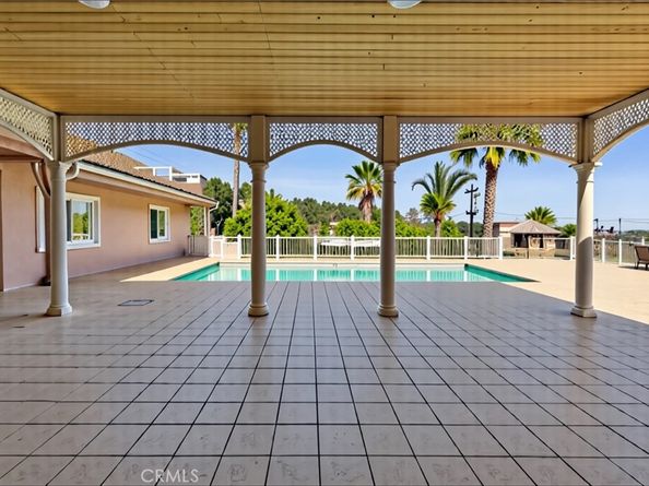 1606 Glenmont Drive, Glendale CA 91207