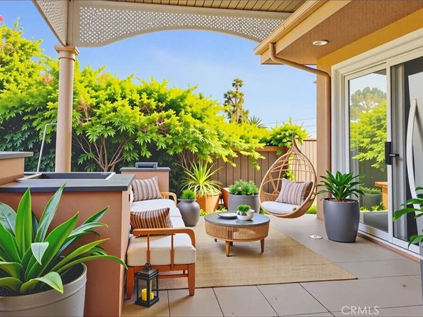 1606 Glenmont Drive, Glendale CA 91207