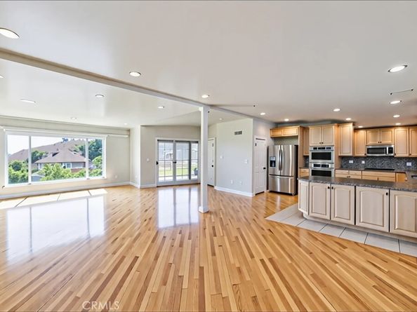 1606 Glenmont Drive, Glendale CA 91207
