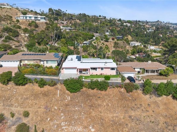 1606 Glenmont Drive, Glendale CA 91207