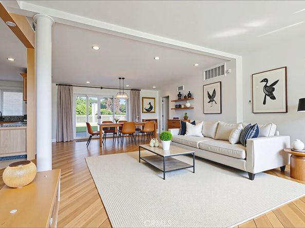 1606 Glenmont Drive, Glendale CA 91207