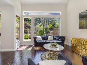 1942 Caminito De La Valle, Glendale CA 91208