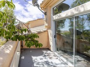 1942 Caminito De La Valle, Glendale CA 91208