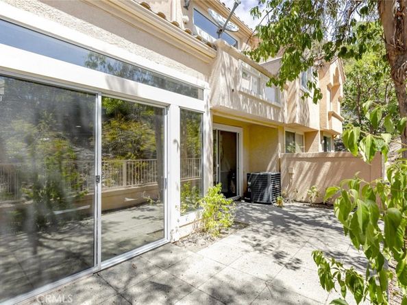 1942 Caminito De La Valle, Glendale CA 91208
