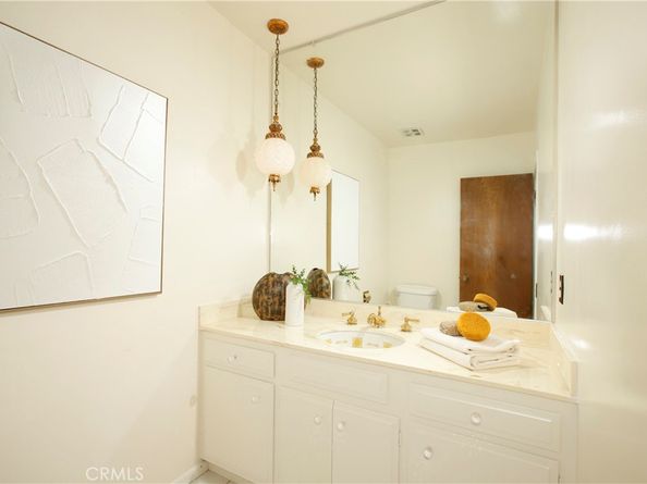 3950 Hamilton Lane, La Crescenta CA 91214