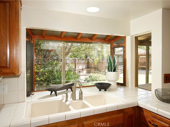 3950 Hamilton Lane, La Crescenta CA 91214