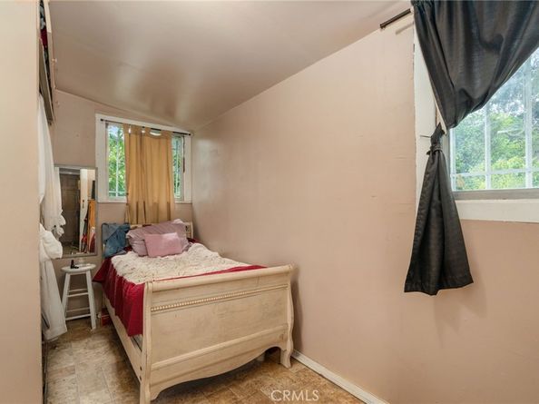 2210 Scott Avenue, Los Angeles CA 90026