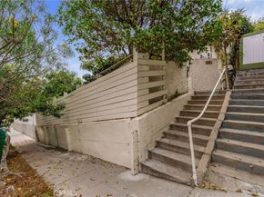 2210 Scott Avenue, Los Angeles CA 90026