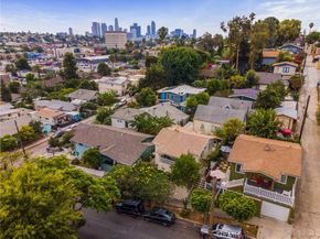 2210 Scott Avenue, Los Angeles CA 90026