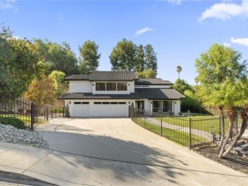 2969 E Hillside Drive