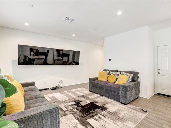 7354 Freesia Lane, Chino CA 91708