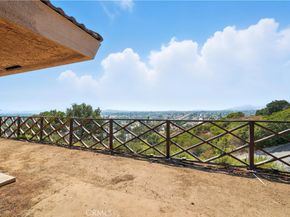 521 Baseline Road, La Verne CA 91750