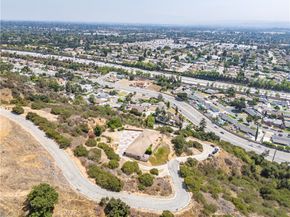 521 Baseline Road, La Verne CA 91750