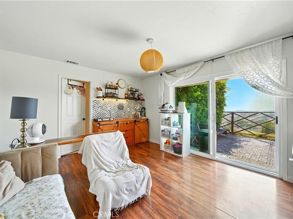 521 Baseline Road, La Verne CA 91750