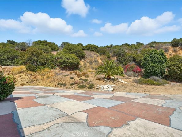 521 Baseline Road, La Verne CA 91750