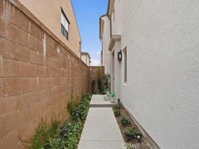 107 Starbright, Irvine CA 92618