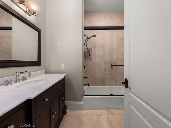 475 W 26th Street, Upland CA 91784