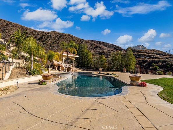 475 W 26th Street, Upland CA 91784