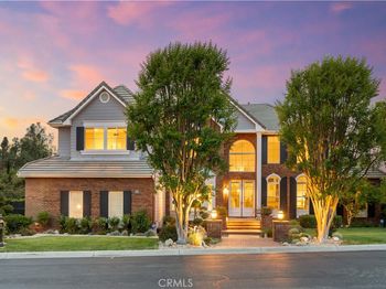 3048 Street Of The Chimes