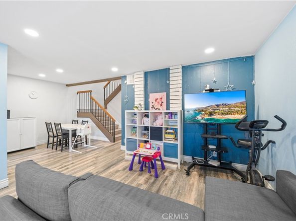 2008 E 5th Street, Ontario CA 91764