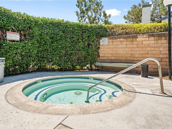 2008 E 5th Street, Ontario CA 91764