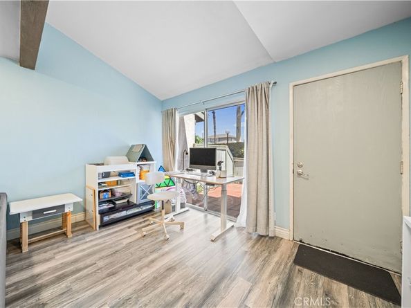 2008 E 5th Street, Ontario CA 91764