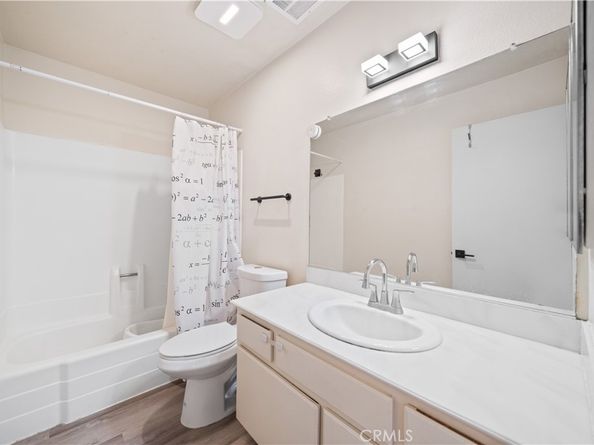 2008 E 5th Street, Ontario CA 91764