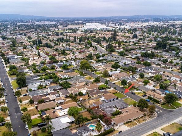 5240 Hallowell Avenue, Temple City CA 91780