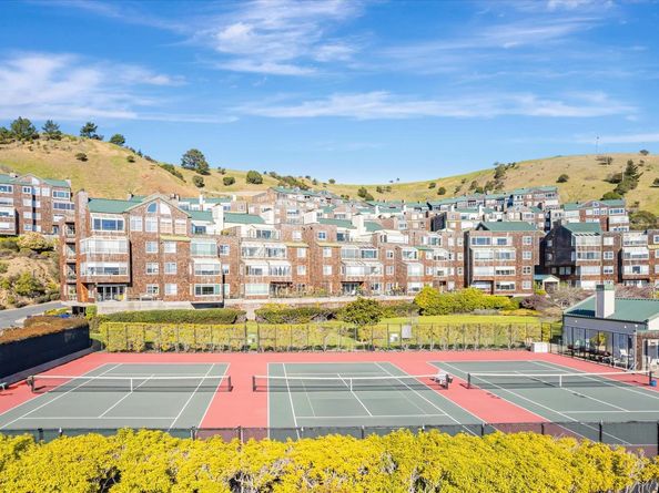 1300 Quarry Court 213, Richmond CA 94801