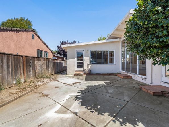 31363 Meadowbrook Avenue, Hayward CA 94544