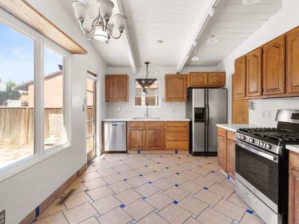 31363 Meadowbrook Avenue, Hayward CA 94544