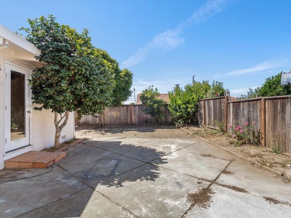 31363 Meadowbrook Avenue, Hayward CA 94544