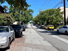 29 Moss Avenue, Oakland CA 94610