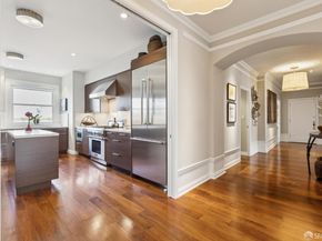 1100 Sacramento Street 302, San Francisco CA 94108