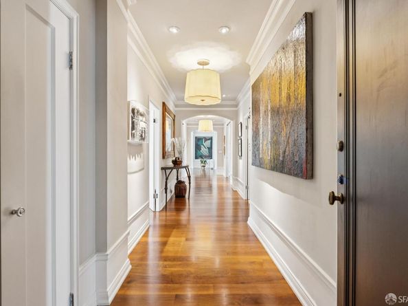 1100 Sacramento Street 302, San Francisco CA 94108