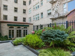 1100 Sacramento Street 302, San Francisco CA 94108