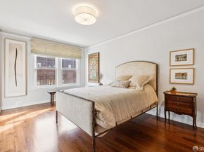 1100 Sacramento Street 302, San Francisco CA 94108