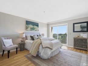 416 Portofino Drive 303, San Carlos CA 94070