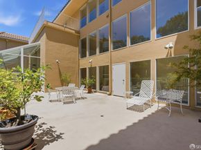 416 Portofino Drive 303, San Carlos CA 94070