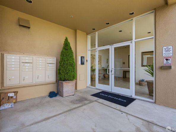 416 Portofino Drive 303, San Carlos CA 94070