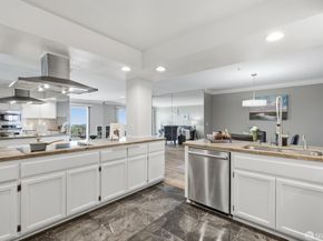416 Portofino Drive 303, San Carlos CA 94070