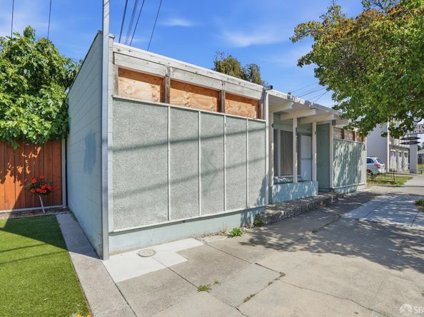 1382 B Street, Hayward CA 94541