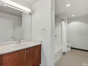 1740 Bancroft Avenue 251, San Francisco CA 94124