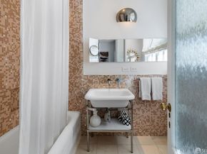 1940 Broadway Street 6, San Francisco CA 94109