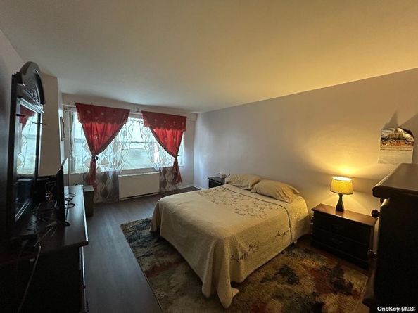 17-85 215 Street 1R, Bayside NY 11360