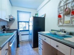 213-02 75 Avenue 2F, Oakland Gardens NY 11364