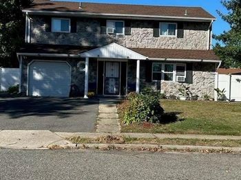 136 Acorn Avenue